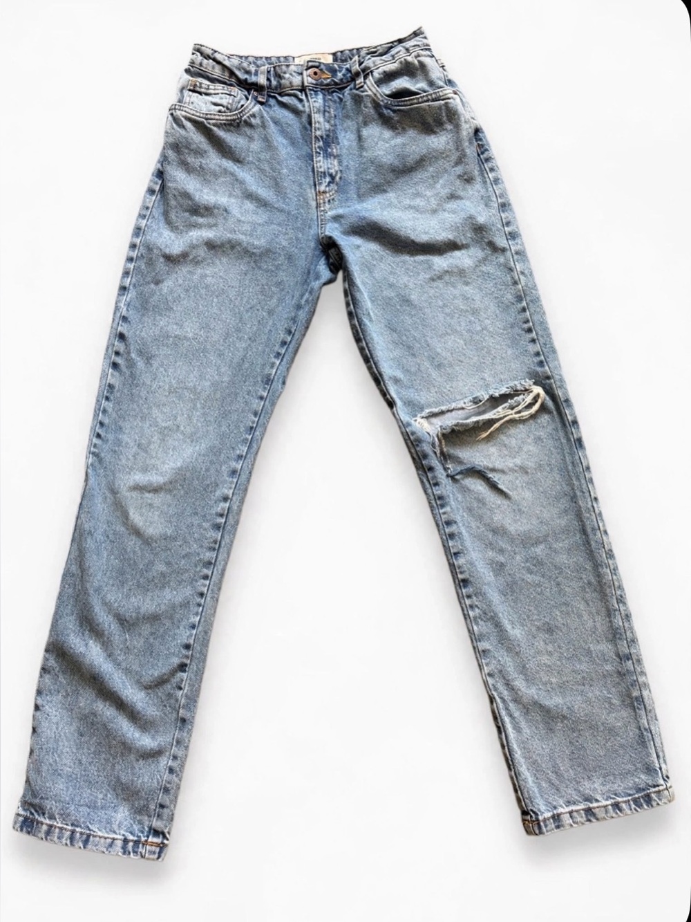 Cotton On Long Straight Leg High Rise Jeans Size 6 Light Wash Ripped Knee